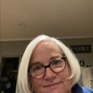 Meet your Posher, Cindi